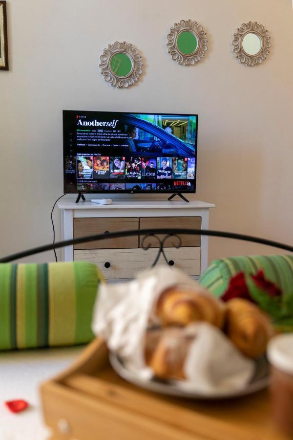 Casa Domitilla Vista Mare - Spiagge, Storia & Relax Wifi - Netflix تيراتشينا المظهر الخارجي الصورة